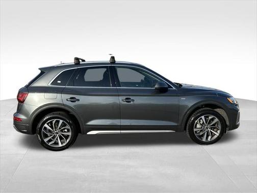 2024 Audi Q5 45 S line Premium Plus