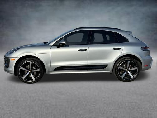 Dolomite Silver Metallic 2024 Porsche Macan Macan