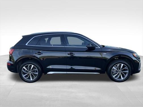 2024 Audi Q5 45 S line Premium Plus