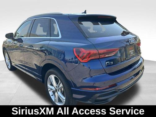 2022 Audi Q3 45 S line Premium