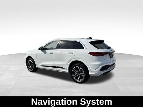 2025 Audi Q5 Premium TFSI quattro S tronic