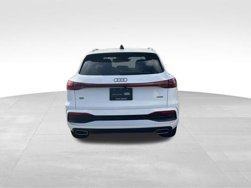 2025 Audi Q5 Premium TFSI quattro S tronic