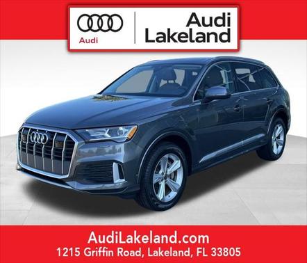 2022 Audi Q7 45 Premium Plus