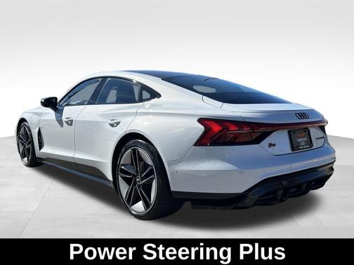 2023 Audi RS e-tron GT Base