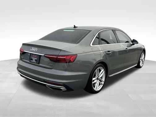 2023 Audi A4 45 S line Premium Plus