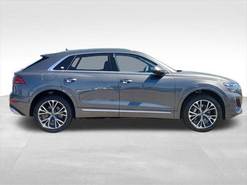 2025 Audi Q8 55 Premium Plus