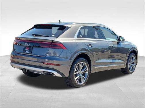 2025 Audi Q8 55 Premium Plus