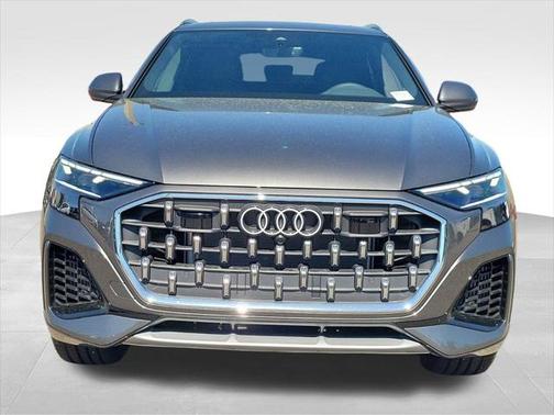2025 Audi Q8 55 Premium Plus