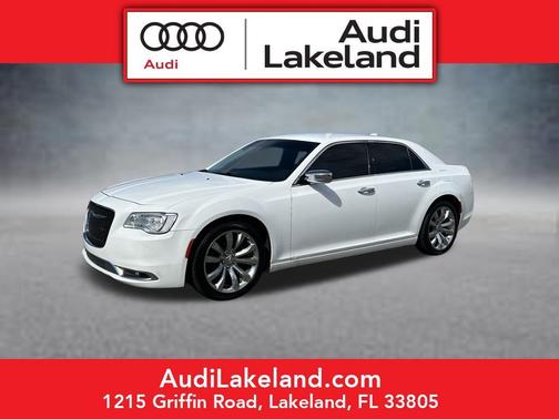 Bright White Clearcoat 2018 Chrysler 300 Limited