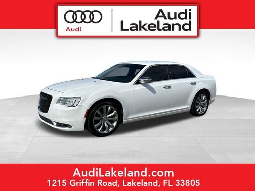 Bright White Clearcoat 2018 Chrysler 300 Limited
