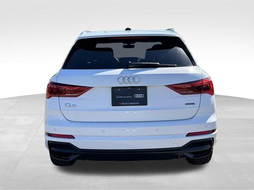 2022 Audi Q3 45 S line Premium