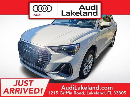 2022 Audi Q3 Premium