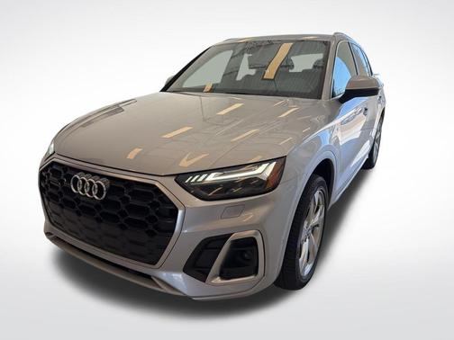 2022 Audi Q5 45 S line Prestige