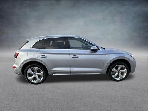 Florett Silver Metallic 2022 Audi Q5 45 S line Prestige