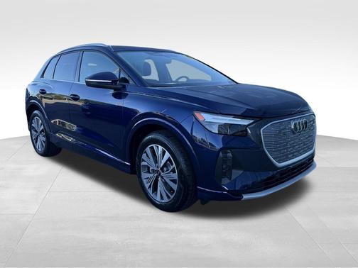 2025 Audi Q4 e-tron Premium 45 quattro