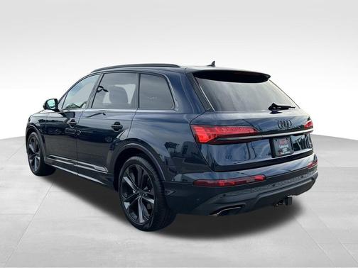 2026 Audi Q7 55 Premium Plus