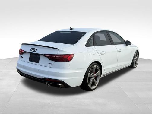 2023 Audi A4 45 S line Premium Plus