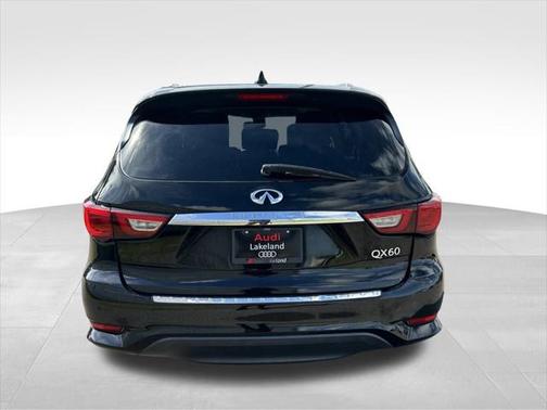 2017 INFINITI QX60 Base