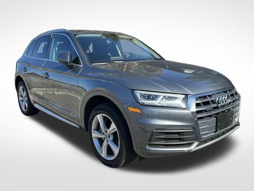2020 Audi Q5 45 Premium Plus