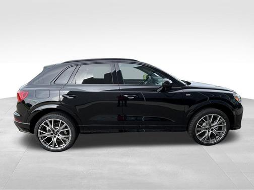 2025 Audi Q3 45 S line Premium Plus