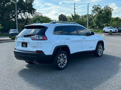Bright White Clearcoat 2021 Jeep Cherokee Latitude Lux