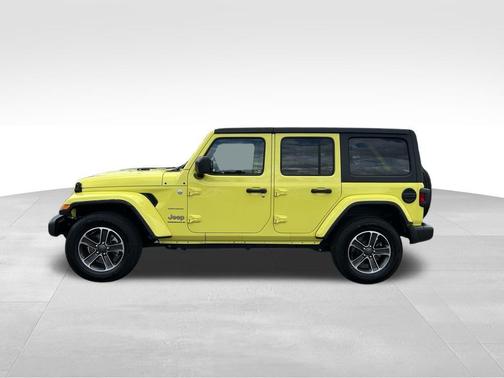2023 Jeep Wrangler 4-Door Sahara 4x4