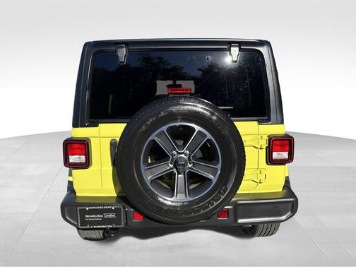 2023 Jeep Wrangler 4-Door Sahara 4x4