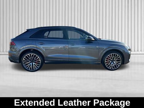 Daytona Gray Pearl Effect 2026 Audi SQ8 4.0T Prestige