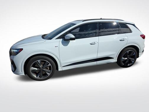 2024 Audi Q4 e-tron Premium 55 quattro