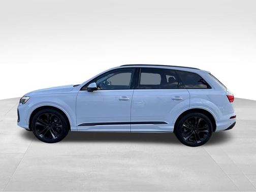 2026 Audi Q7 55 Premium Plus
