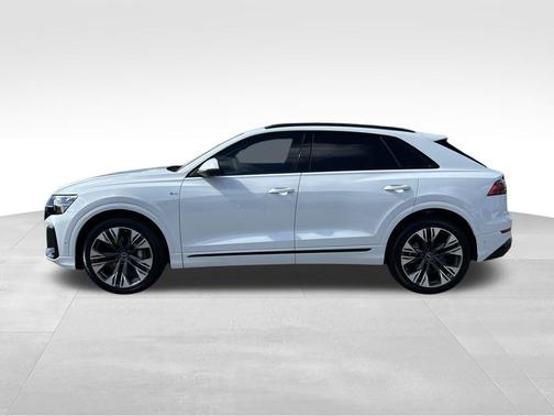 2026 Audi Q8 55 Premium Plus