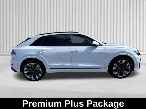 Glacier White Metallic 2026 Audi Q8 55 Premium Plus