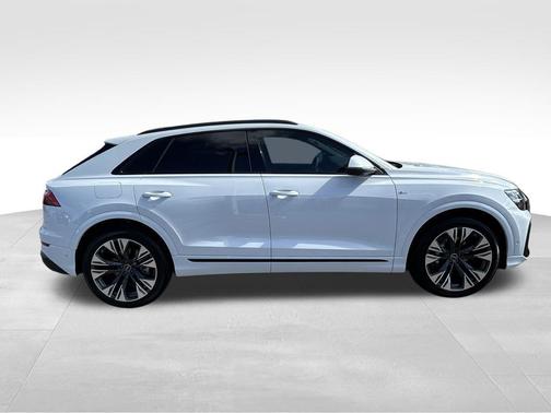 2026 Audi Q8 55 Premium Plus