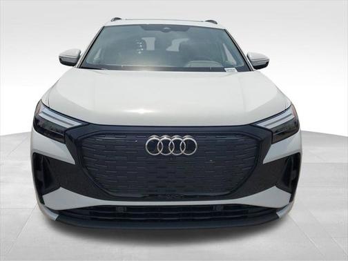 2024 Audi Q4 e-tron Premium Plus 55 quattro