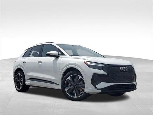 2024 Audi Q4 e-tron Premium Plus 55 quattro