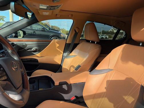 2024 Lexus ES 350 Ultra Luxury