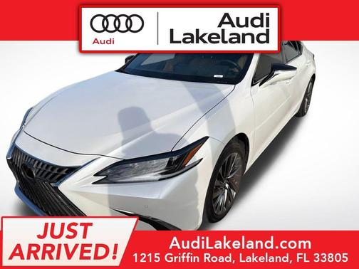 2024 Lexus ES 350 Ultra Luxury