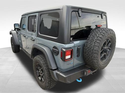 2024 Jeep Wrangler 4xe Willys