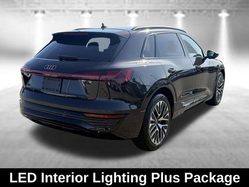 Madeira Brown Metallic 2024 Audi Q8 e-tron Premium Plus