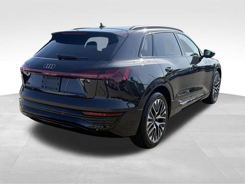 Madeira Brown Metallic 2024 Audi Q8 e-tron Premium Plus