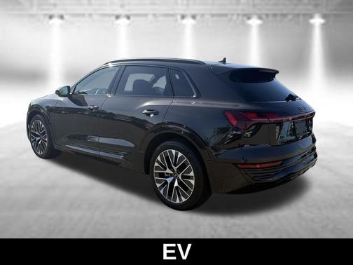 Madeira Brown Metallic 2024 Audi Q8 e-tron Premium Plus