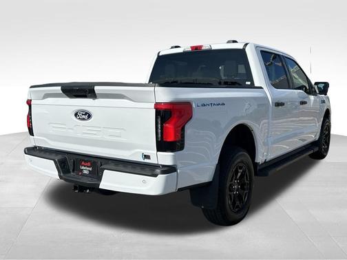 Oxford White 2025 Ford F-150 Lightning XLT