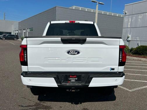 Oxford White 2025 Ford F-150 Lightning XLT