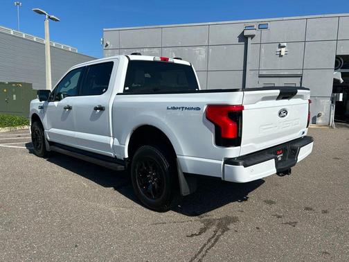Oxford White 2025 Ford F-150 Lightning XLT
