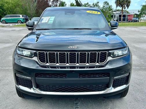 Diamond Black Crystal Pearlcoat 2024 Jeep Grand Cherokee L Limited
