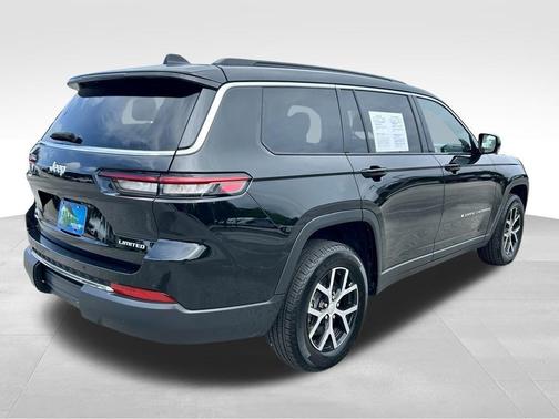 Diamond Black Crystal Pearlcoat 2024 Jeep Grand Cherokee L Limited