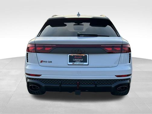 Glacier White Metallic 2026 Audi RS Q8 4.0T