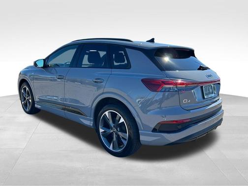 2024 Audi Q4 e-tron Premium 55 quattro