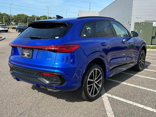 Blue 2026 Audi Q5 Premium Plus TFSI quattro S tronic