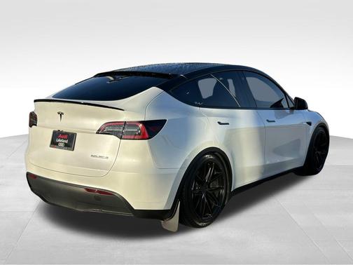 2023 Tesla Model Y Long Range Dual Motor All-Wheel Drive
